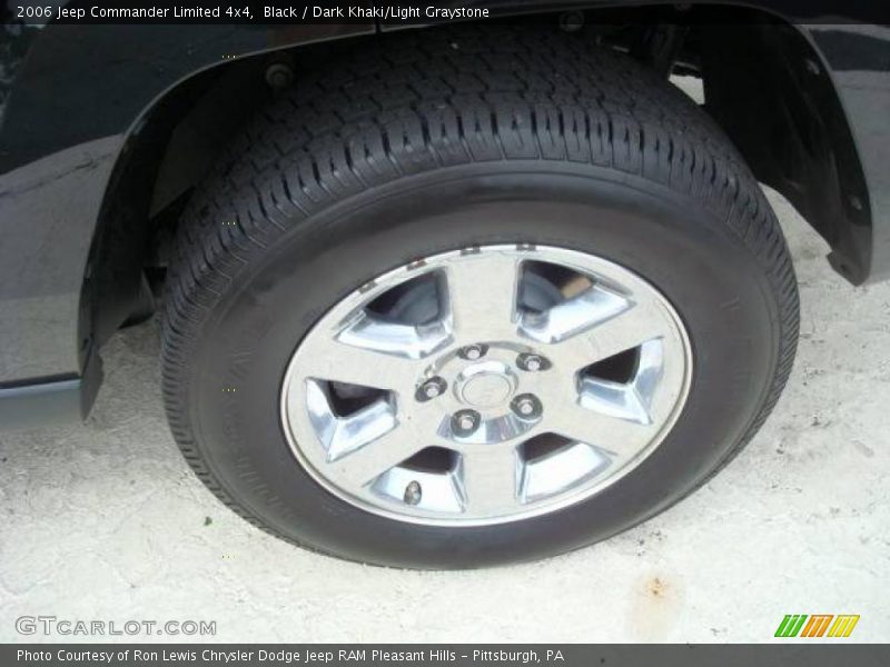 Black / Dark Khaki/Light Graystone 2006 Jeep Commander Limited 4x4