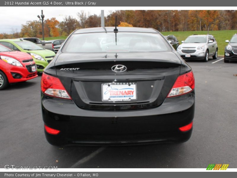 Ultra Black / Gray 2012 Hyundai Accent GLS 4 Door