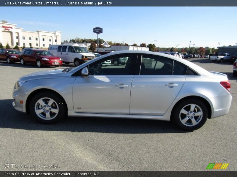 Silver Ice Metallic / Jet Black 2016 Chevrolet Cruze Limited LT