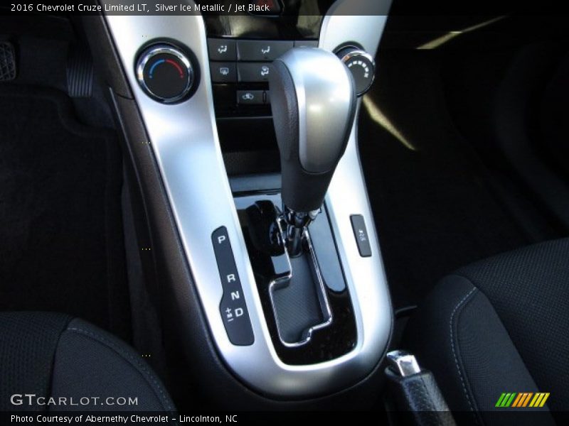 Silver Ice Metallic / Jet Black 2016 Chevrolet Cruze Limited LT