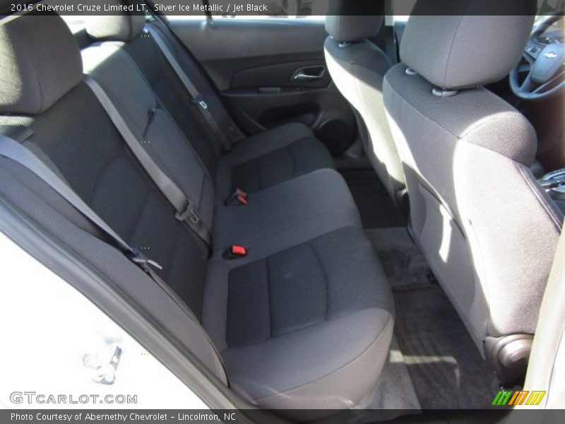 Silver Ice Metallic / Jet Black 2016 Chevrolet Cruze Limited LT