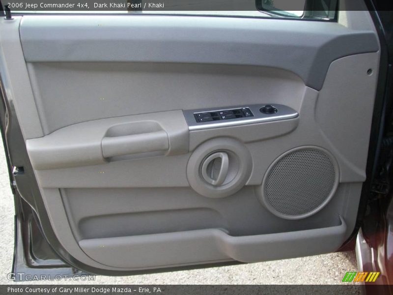 Dark Khaki Pearl / Khaki 2006 Jeep Commander 4x4