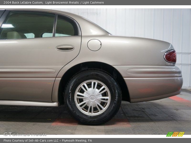 Light Bronzemist Metallic / Light Cashmere 2004 Buick LeSabre Custom