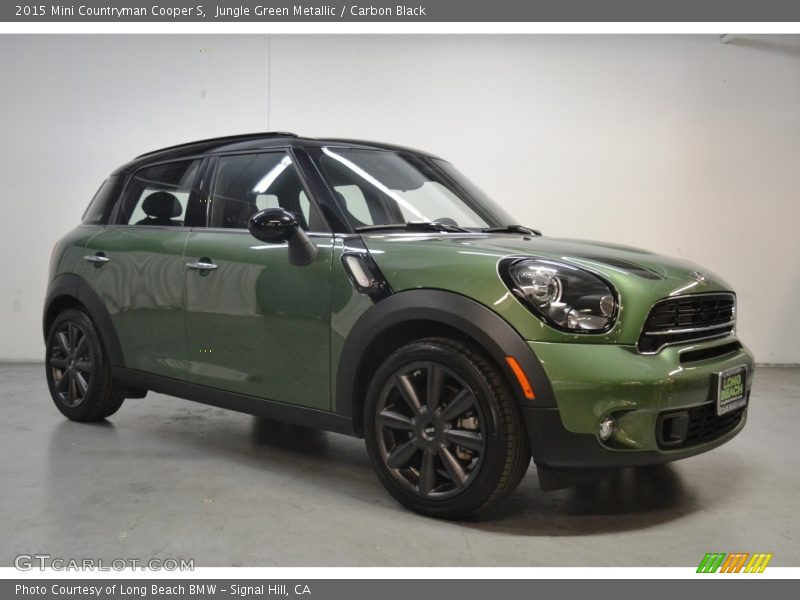 Front 3/4 View of 2015 Countryman Cooper S