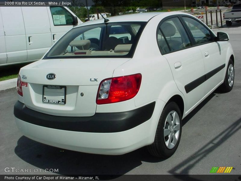 White / Beige 2008 Kia Rio LX Sedan