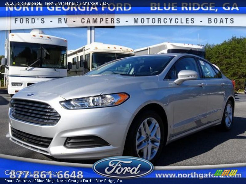 Ingot Silver Metallic / Charcoal Black 2016 Ford Fusion SE