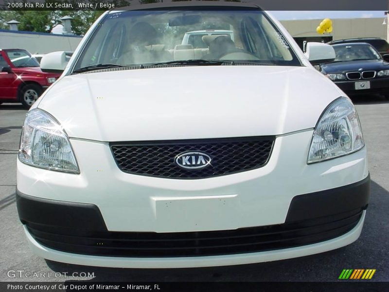 White / Beige 2008 Kia Rio LX Sedan