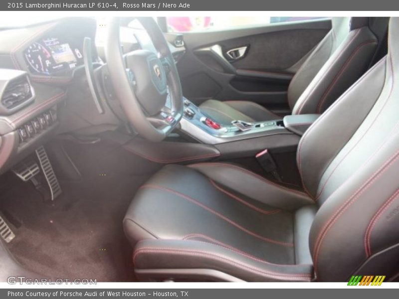 Front Seat of 2015 Huracan LP 610-4