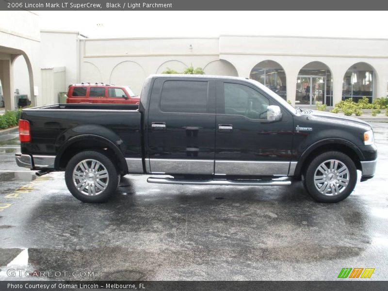 Black / Light Parchment 2006 Lincoln Mark LT SuperCrew
