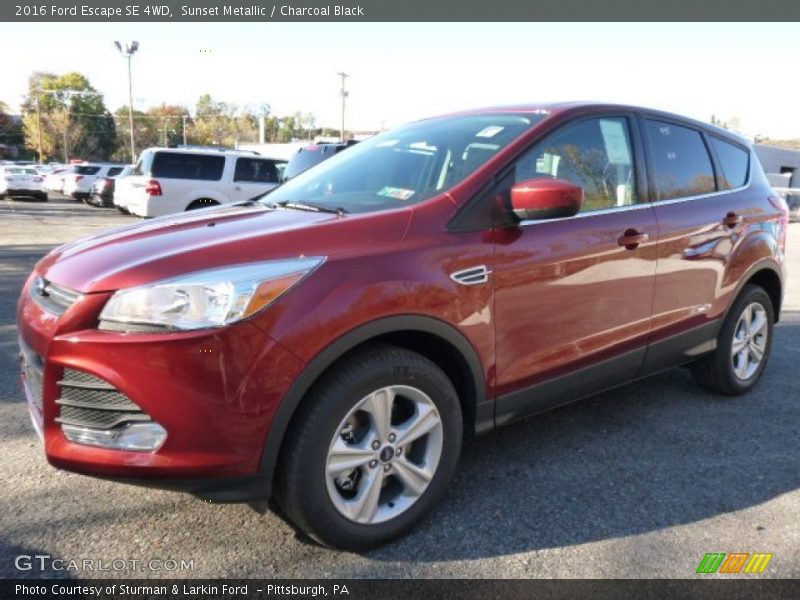 Sunset Metallic / Charcoal Black 2016 Ford Escape SE 4WD