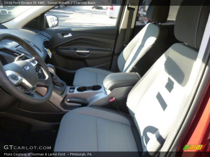 Sunset Metallic / Charcoal Black 2016 Ford Escape SE 4WD