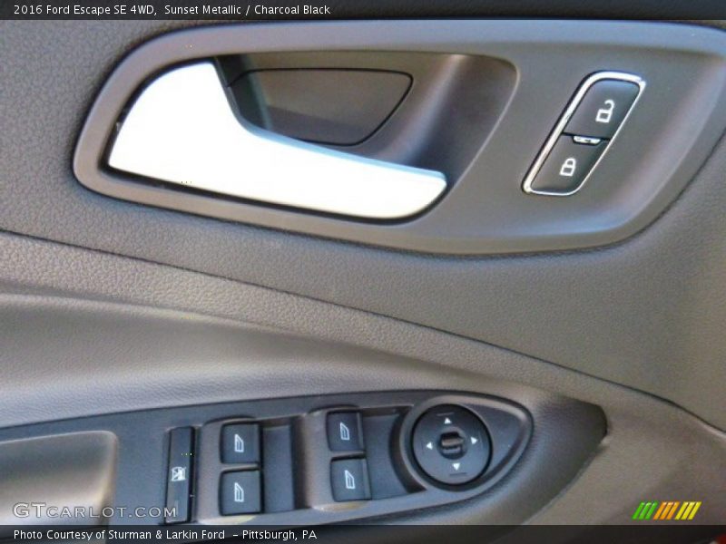 Sunset Metallic / Charcoal Black 2016 Ford Escape SE 4WD