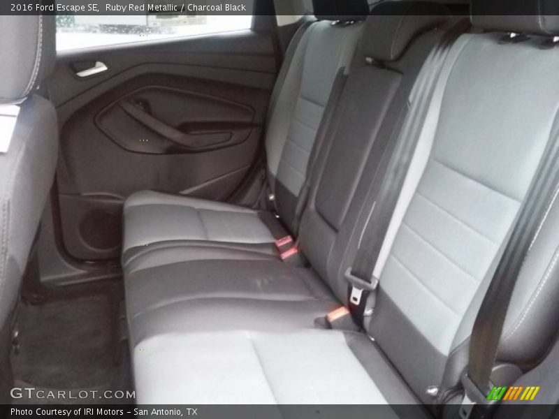 Ruby Red Metallic / Charcoal Black 2016 Ford Escape SE