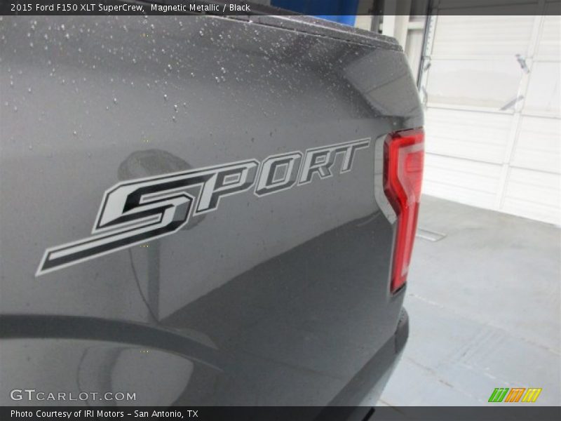 Magnetic Metallic / Black 2015 Ford F150 XLT SuperCrew