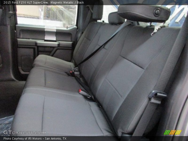 Magnetic Metallic / Black 2015 Ford F150 XLT SuperCrew