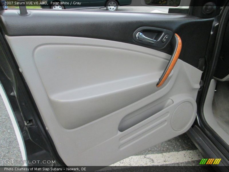 Polar White / Gray 2007 Saturn VUE V6 AWD