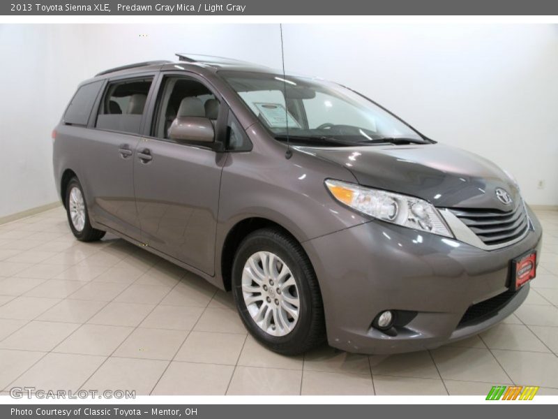 Predawn Gray Mica / Light Gray 2013 Toyota Sienna XLE