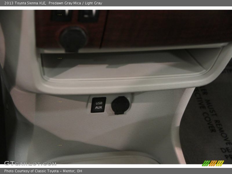Predawn Gray Mica / Light Gray 2013 Toyota Sienna XLE