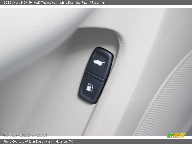 White Diamond Pearl / Parchment 2016 Acura MDX SH-AWD Technology