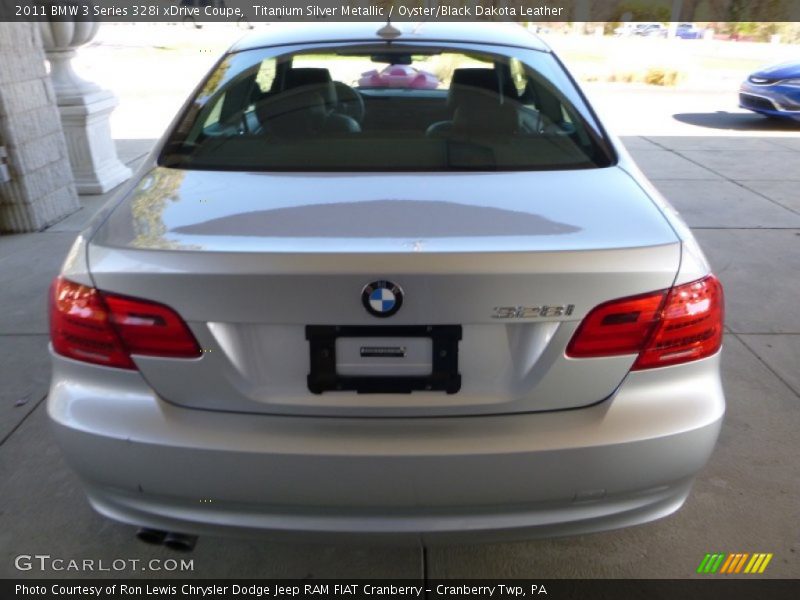 Titanium Silver Metallic / Oyster/Black Dakota Leather 2011 BMW 3 Series 328i xDrive Coupe