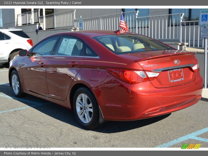 Sparkling Ruby / Camel 2013 Hyundai Sonata GLS