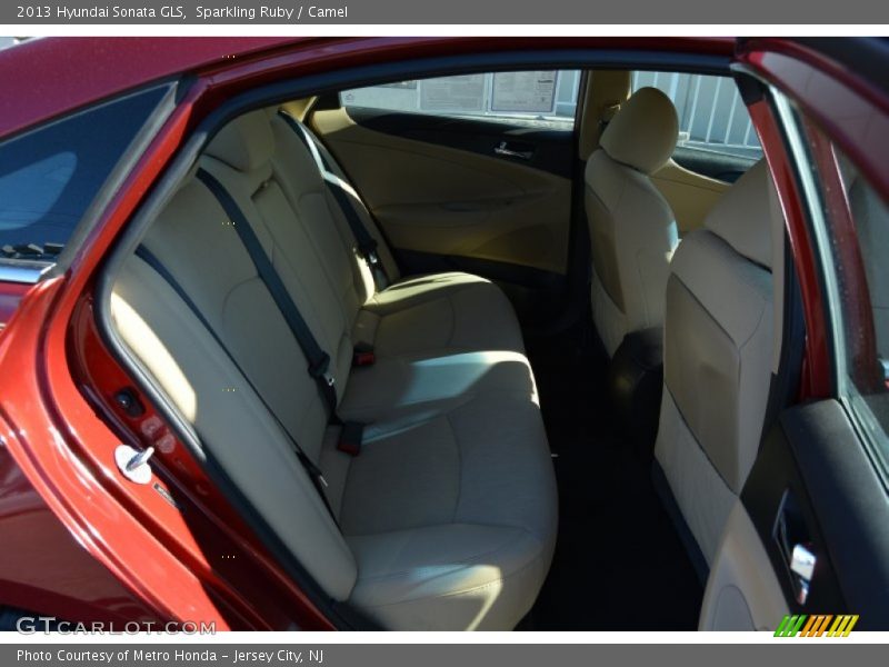 Sparkling Ruby / Camel 2013 Hyundai Sonata GLS