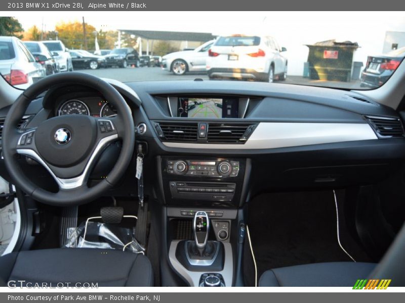 Alpine White / Black 2013 BMW X1 xDrive 28i