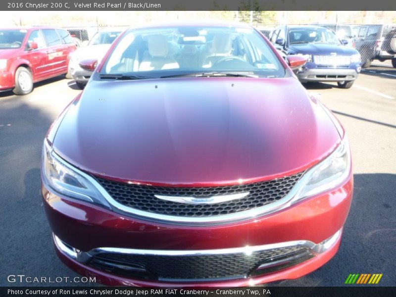 Velvet Red Pearl / Black/Linen 2016 Chrysler 200 C