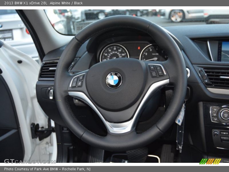 Alpine White / Black 2013 BMW X1 xDrive 28i