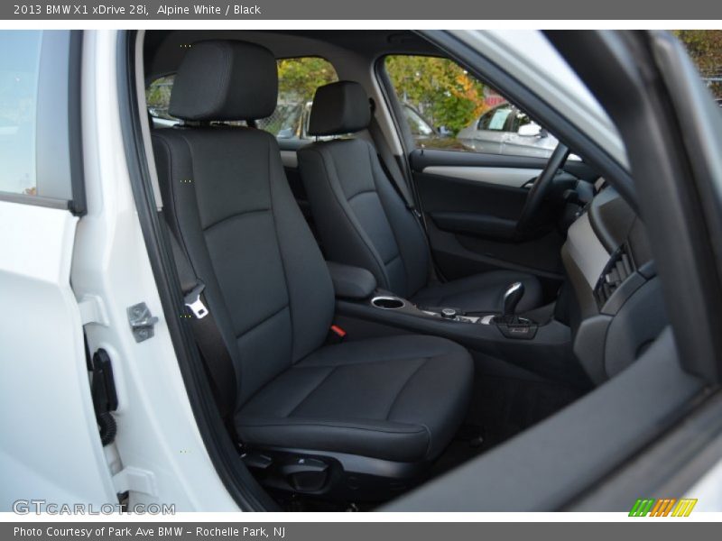 Alpine White / Black 2013 BMW X1 xDrive 28i