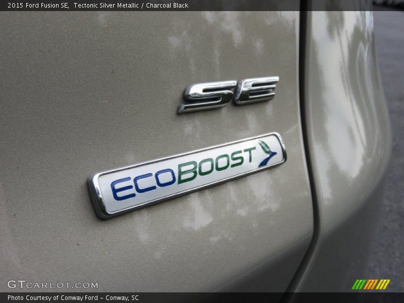 Tectonic Silver Metallic / Charcoal Black 2015 Ford Fusion SE