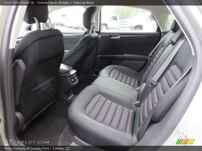Tectonic Silver Metallic / Charcoal Black 2015 Ford Fusion SE