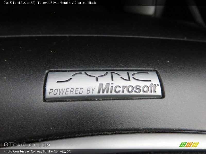 Tectonic Silver Metallic / Charcoal Black 2015 Ford Fusion SE