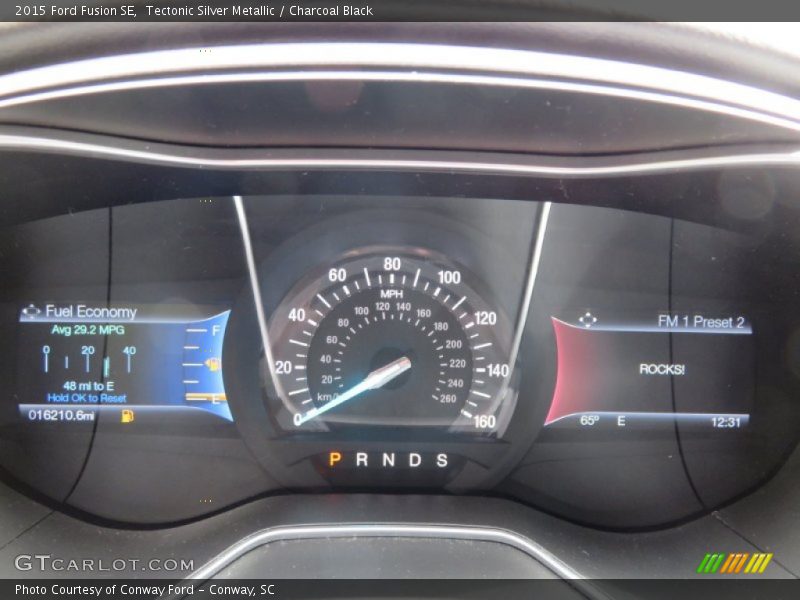 Tectonic Silver Metallic / Charcoal Black 2015 Ford Fusion SE