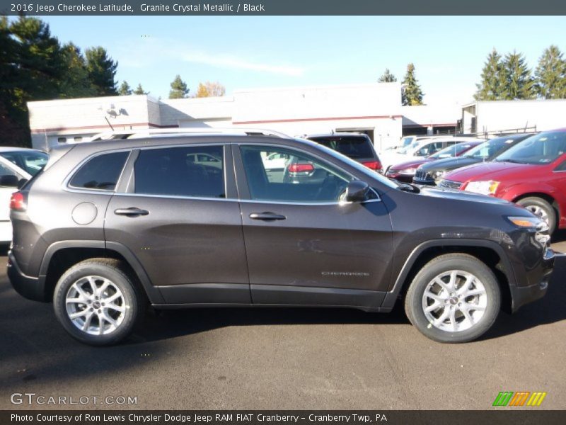 Granite Crystal Metallic / Black 2016 Jeep Cherokee Latitude
