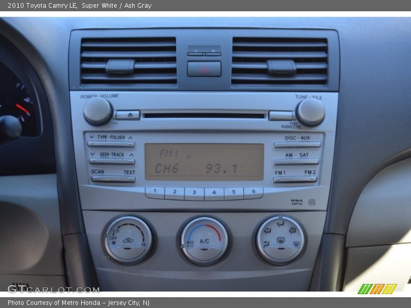 Super White / Ash Gray 2010 Toyota Camry LE
