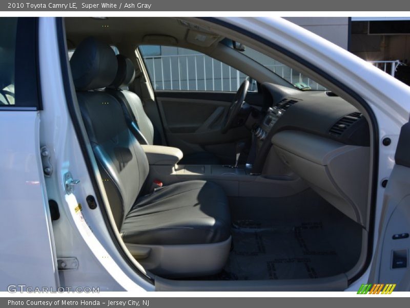 Super White / Ash Gray 2010 Toyota Camry LE