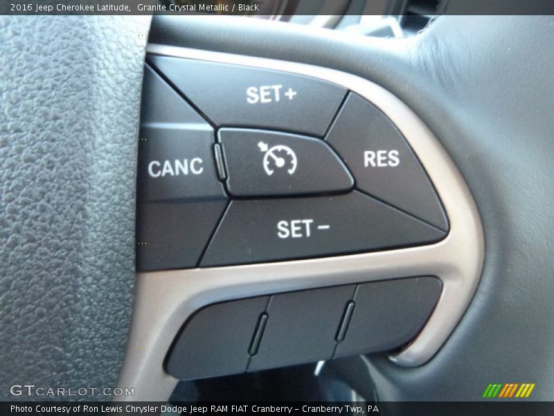 Granite Crystal Metallic / Black 2016 Jeep Cherokee Latitude