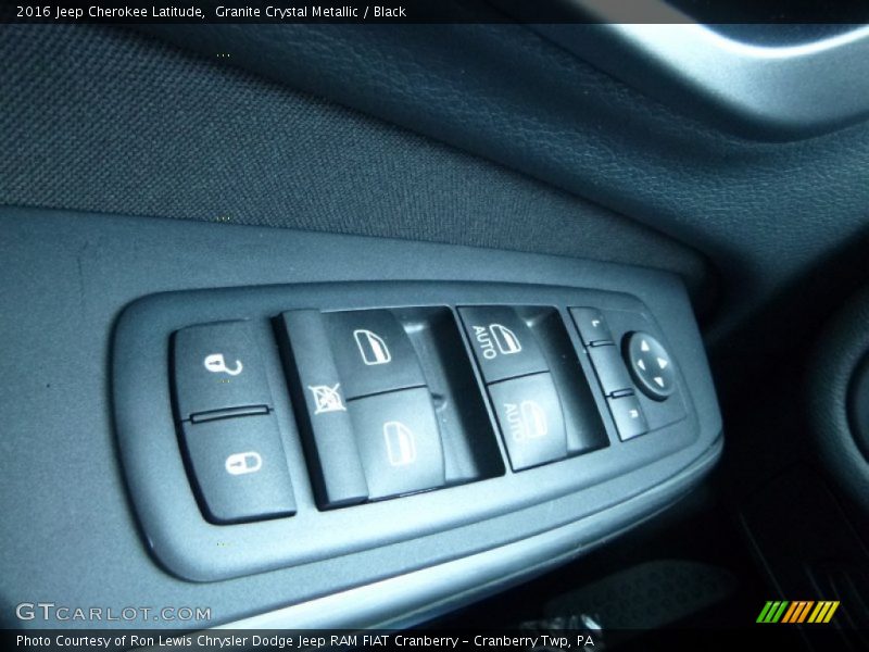 Granite Crystal Metallic / Black 2016 Jeep Cherokee Latitude