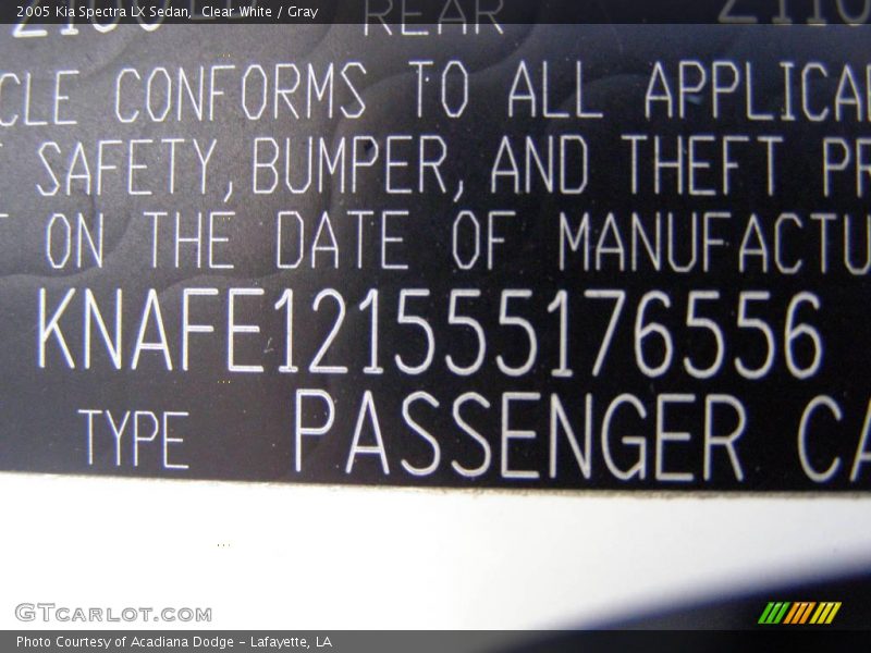 Clear White / Gray 2005 Kia Spectra LX Sedan