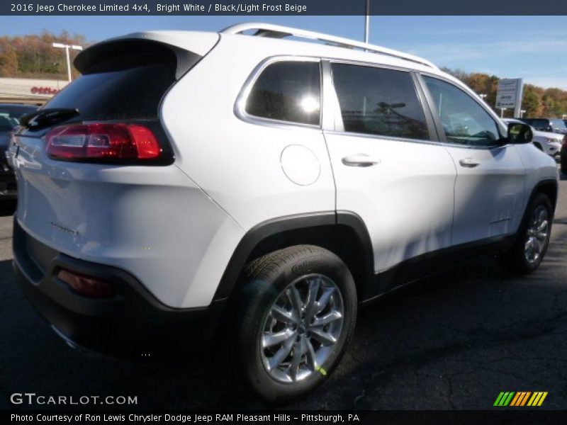 Bright White / Black/Light Frost Beige 2016 Jeep Cherokee Limited 4x4