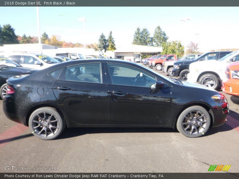 Pitch Black / Black 2016 Dodge Dart SE