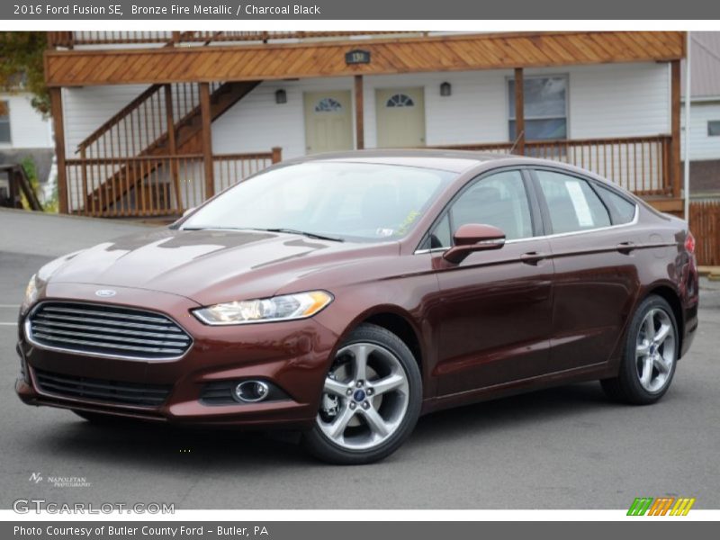 Bronze Fire Metallic / Charcoal Black 2016 Ford Fusion SE