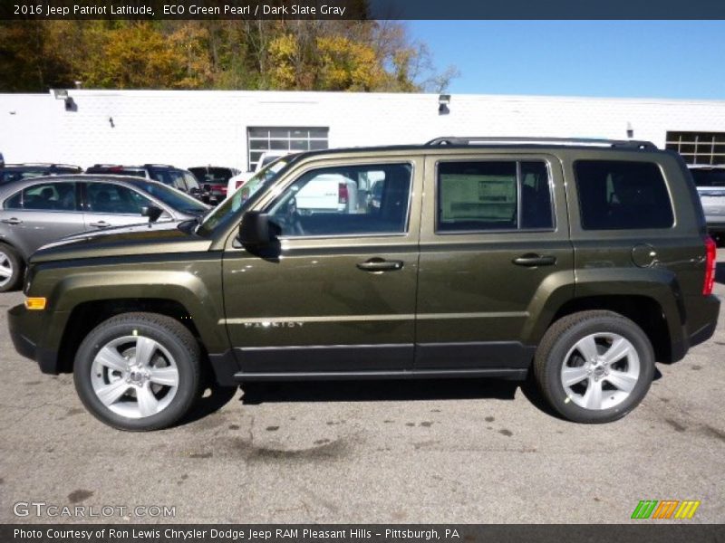 ECO Green Pearl / Dark Slate Gray 2016 Jeep Patriot Latitude
