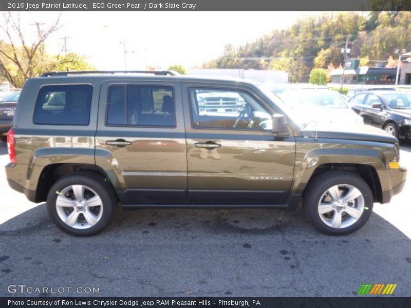 ECO Green Pearl / Dark Slate Gray 2016 Jeep Patriot Latitude