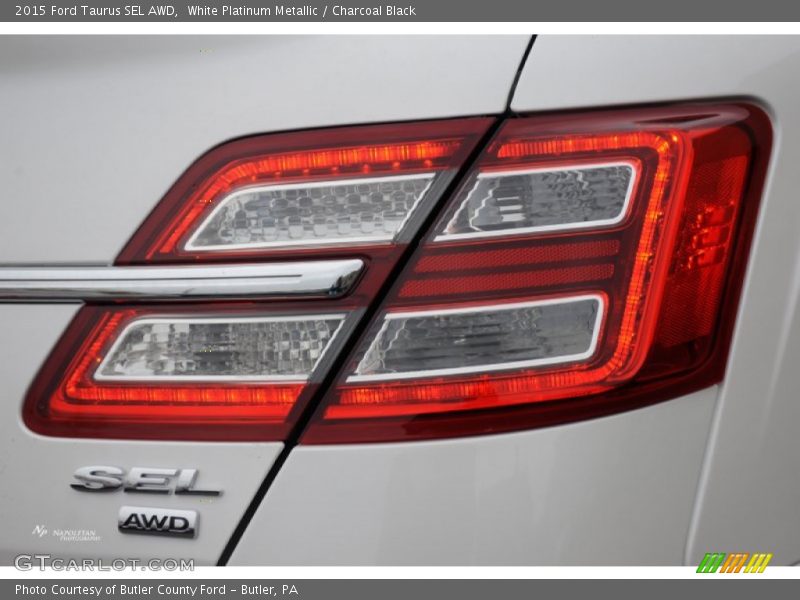 White Platinum Metallic / Charcoal Black 2015 Ford Taurus SEL AWD