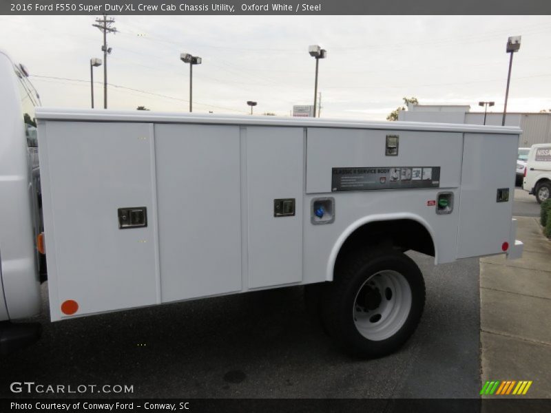 Oxford White / Steel 2016 Ford F550 Super Duty XL Crew Cab Chassis Utility