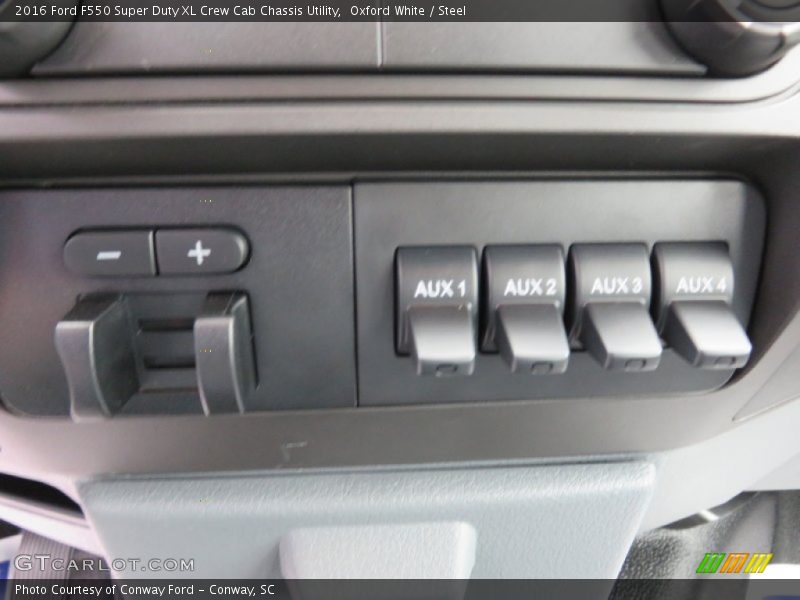 Controls of 2016 F550 Super Duty XL Crew Cab Chassis Utility