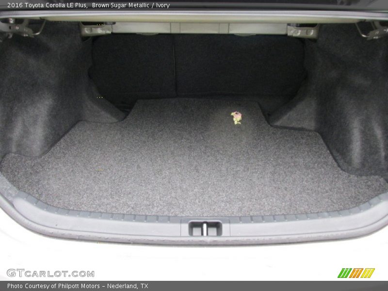 Brown Sugar Metallic / Ivory 2016 Toyota Corolla LE Plus