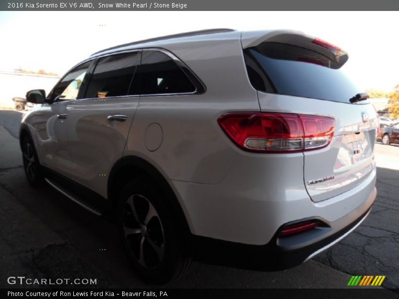 Snow White Pearl / Stone Beige 2016 Kia Sorento EX V6 AWD